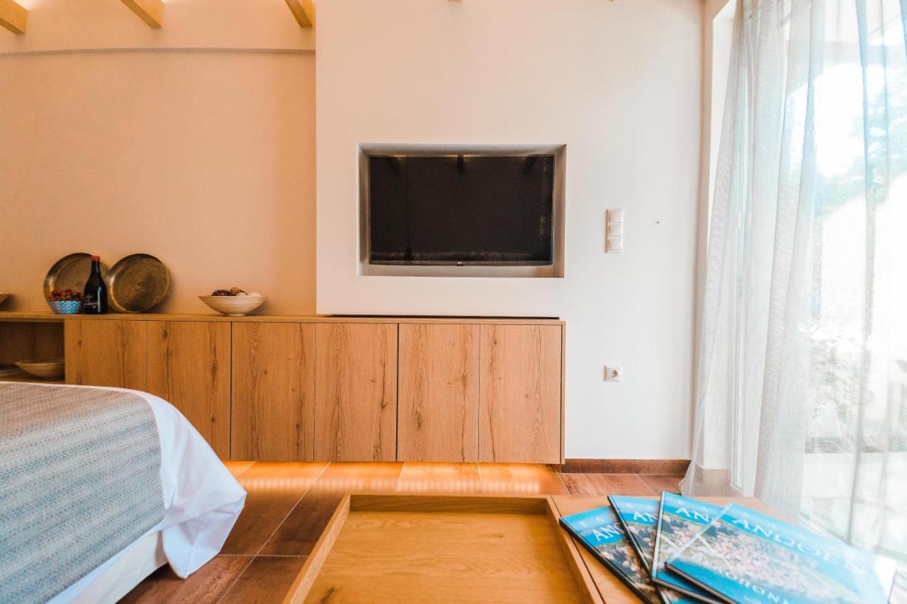 Loutraki Hidden Gem Ι Apartment ภายนอก รูปภาพ